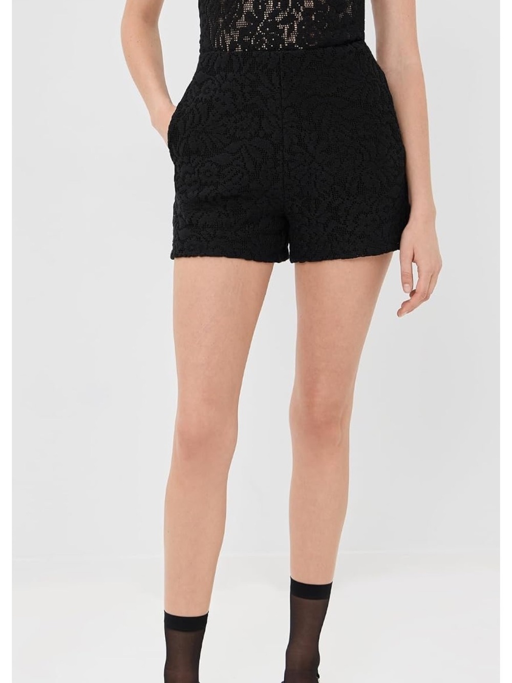 NWT Veronica Beard Black Lace Lined Shorts